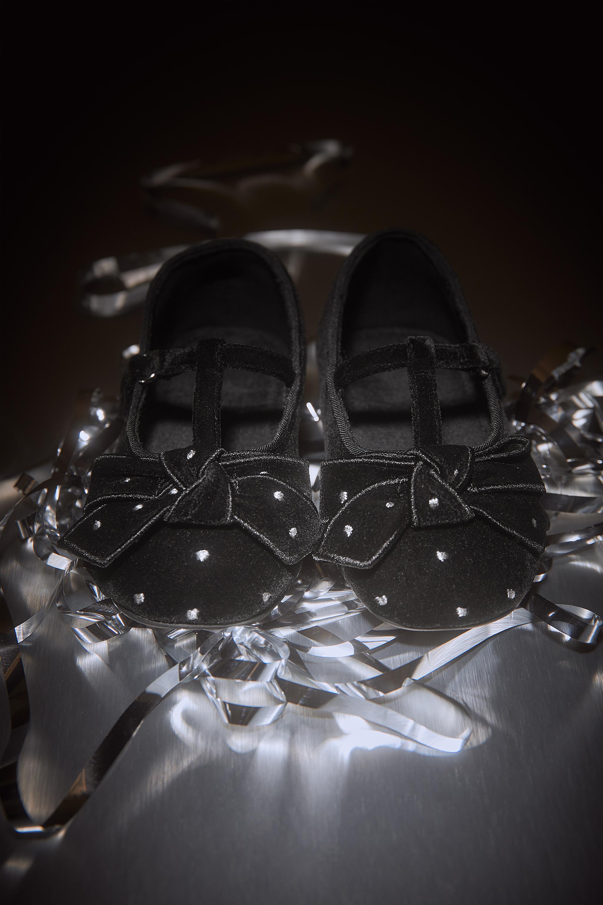 VELVET T-BAR BALLET FLATS WITH BOW